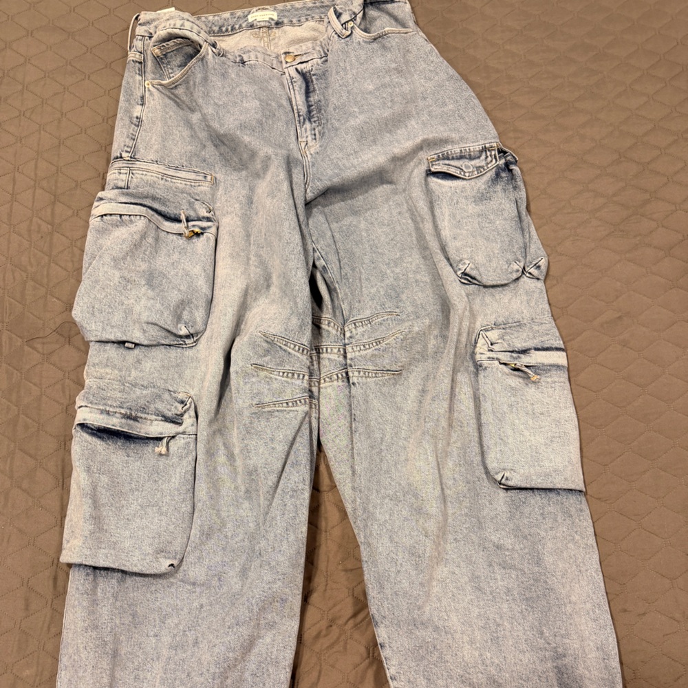 Good American Cargo Pants: Tall Girl Friendly!